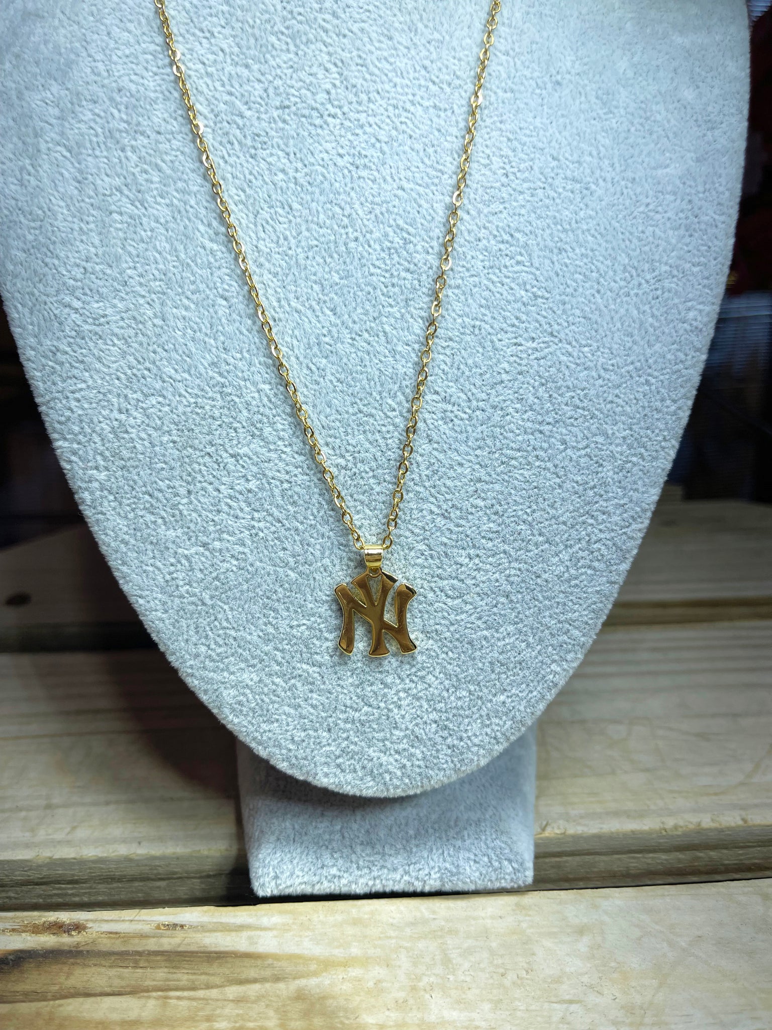 Alex Woo MLB New York Yankees Charm Necklace – Alex Woo Jewelry