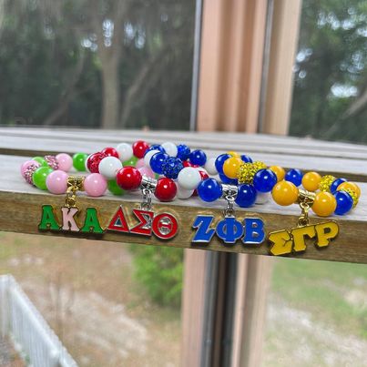 Sabi's D9 Sorority Single Charm Beaded Bracelet